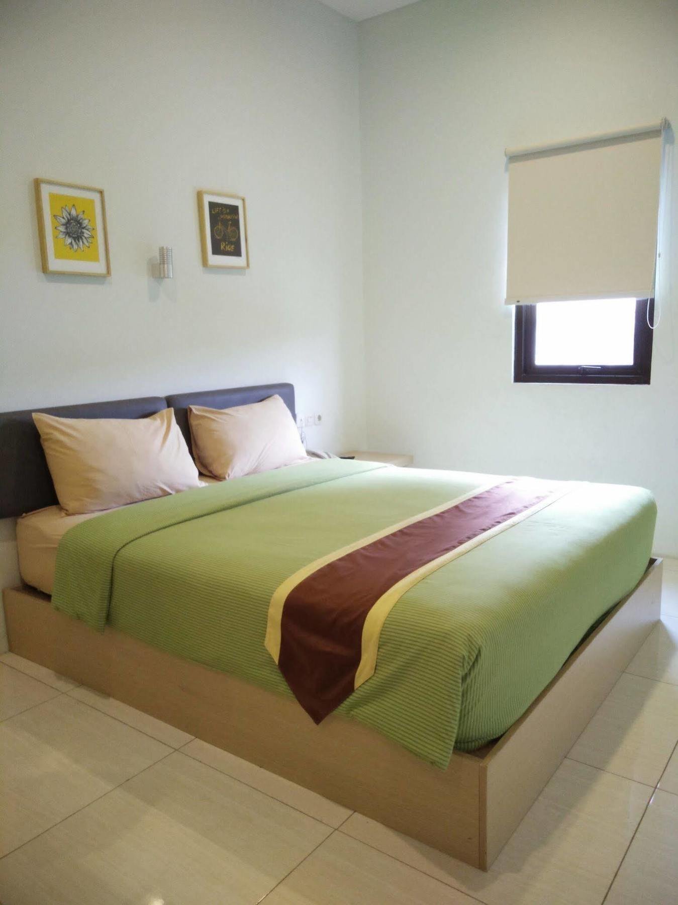 Sentra Inn Bandung Exteriér fotografie